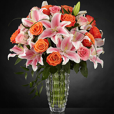 The Sweetly Stunning&amp;trade; Luxury Bouquet