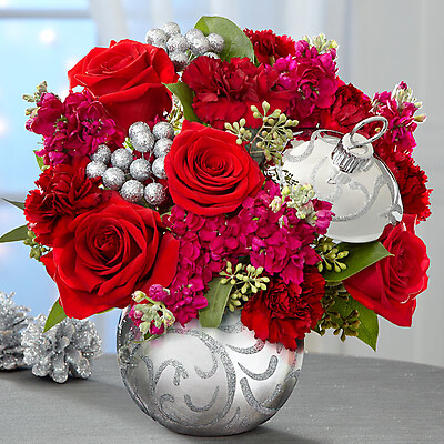 The Holiday Delights&amp;trade; Bouquet