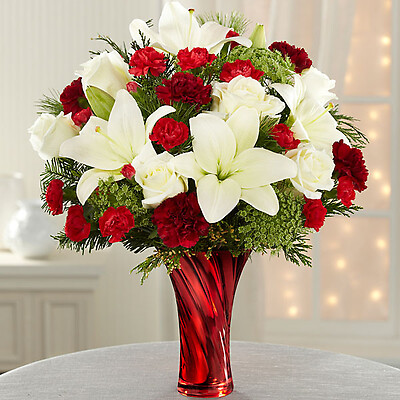 The Holiday Celebrations&amp;trade; Bouquet