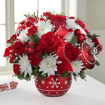 The Season&amp;#39;s Greetings&amp;trade; Bouquet